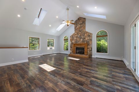 Tiny photo for 101 Center Road, Woodstock, CT 06281 (MLS # 24144460)