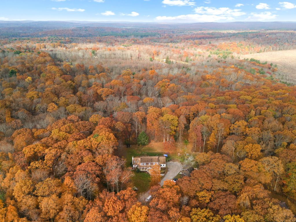 Photo of 101 Center Road, Woodstock, CT 06281 (MLS # 24144460)