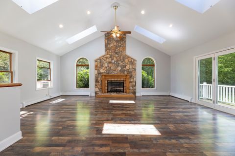 Tiny photo for 101 Center Road, Woodstock, CT 06281 (MLS # 24144460)