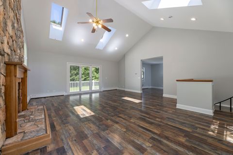 Tiny photo for 101 Center Road, Woodstock, CT 06281 (MLS # 24144460)