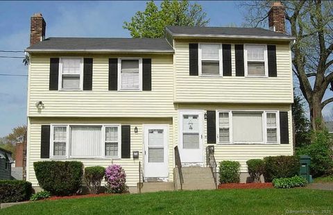 Photo of 21 Goodwin Street, Manchester, CT 06040 (MLS # 24137748)