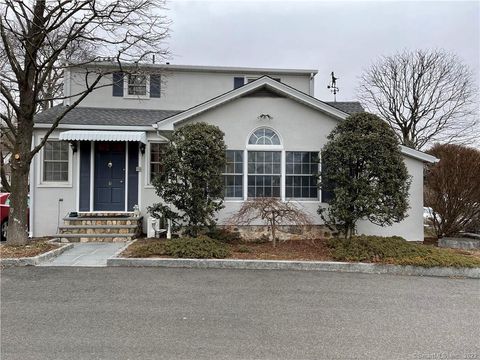 31 Ledge Avenue 2 New Canaan CT 06840