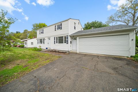 Photo of 25 Putnam Drive, Enfield, CT 06082 (MLS # 24174927)