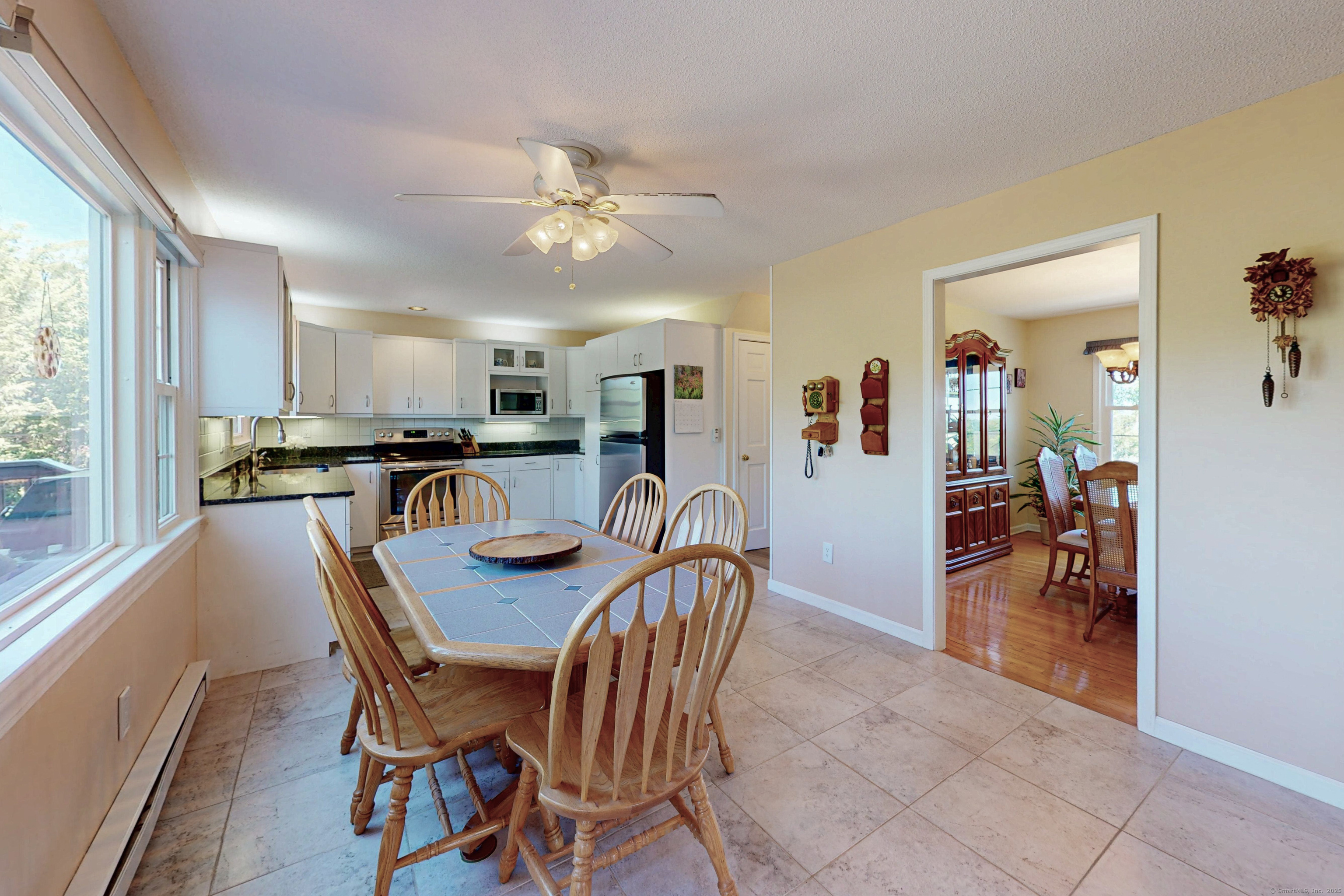54 Flax Hill Road, Brookfield, Connecticut image 17