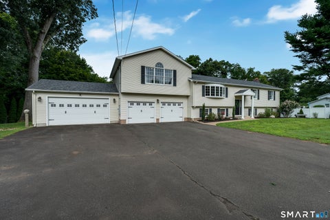 Tiny photo for 31 Stone Hedge Drive, North Haven, CT 06473 (MLS # 24167036)