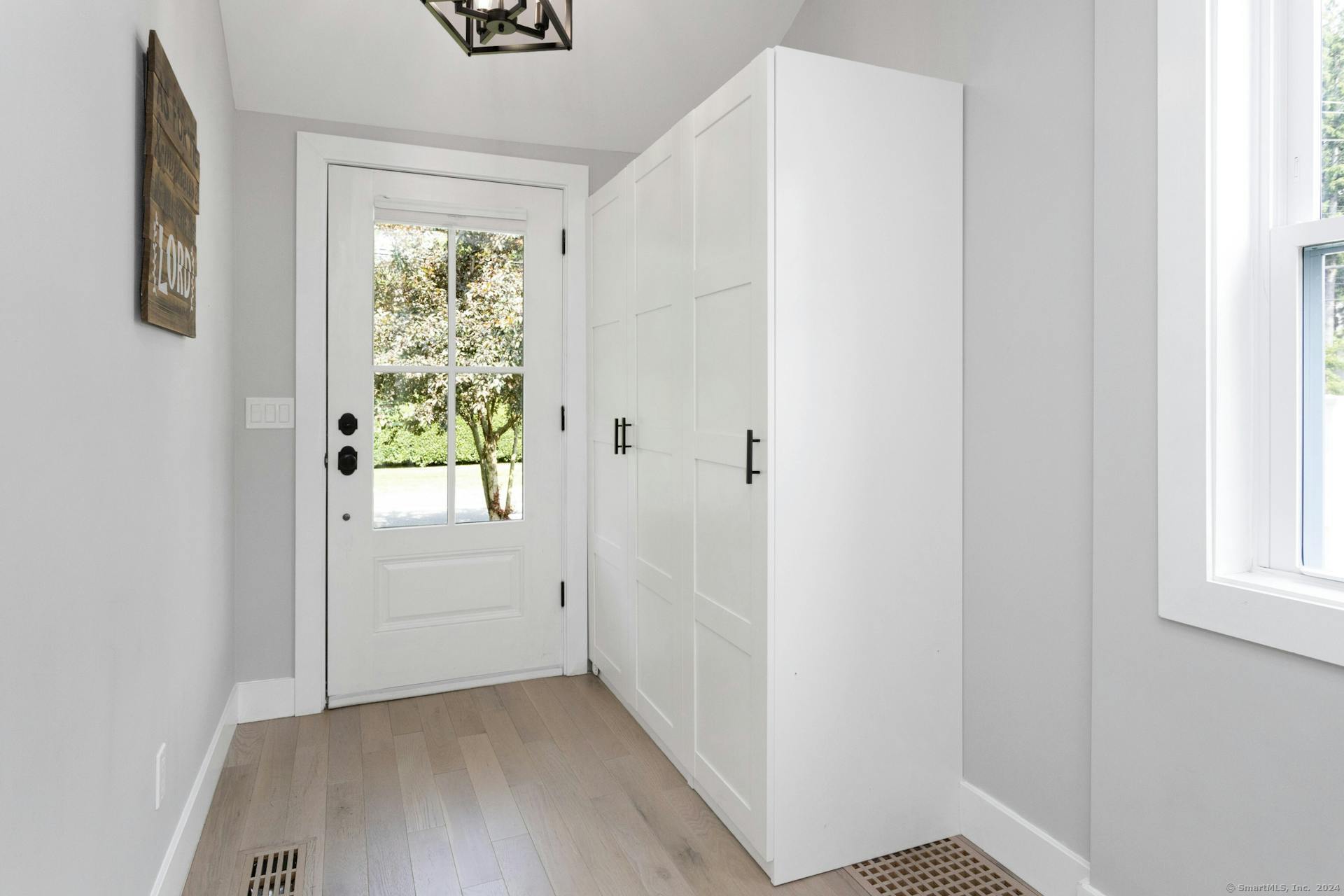 32 Greenwood Avenue