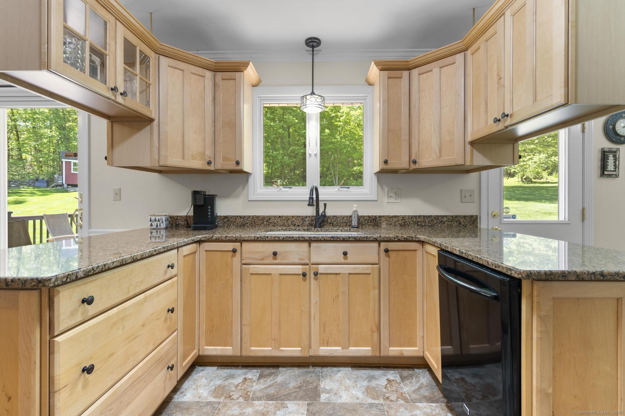57 Old Litchfield Turnpike, Oxford, Connecticut image 11