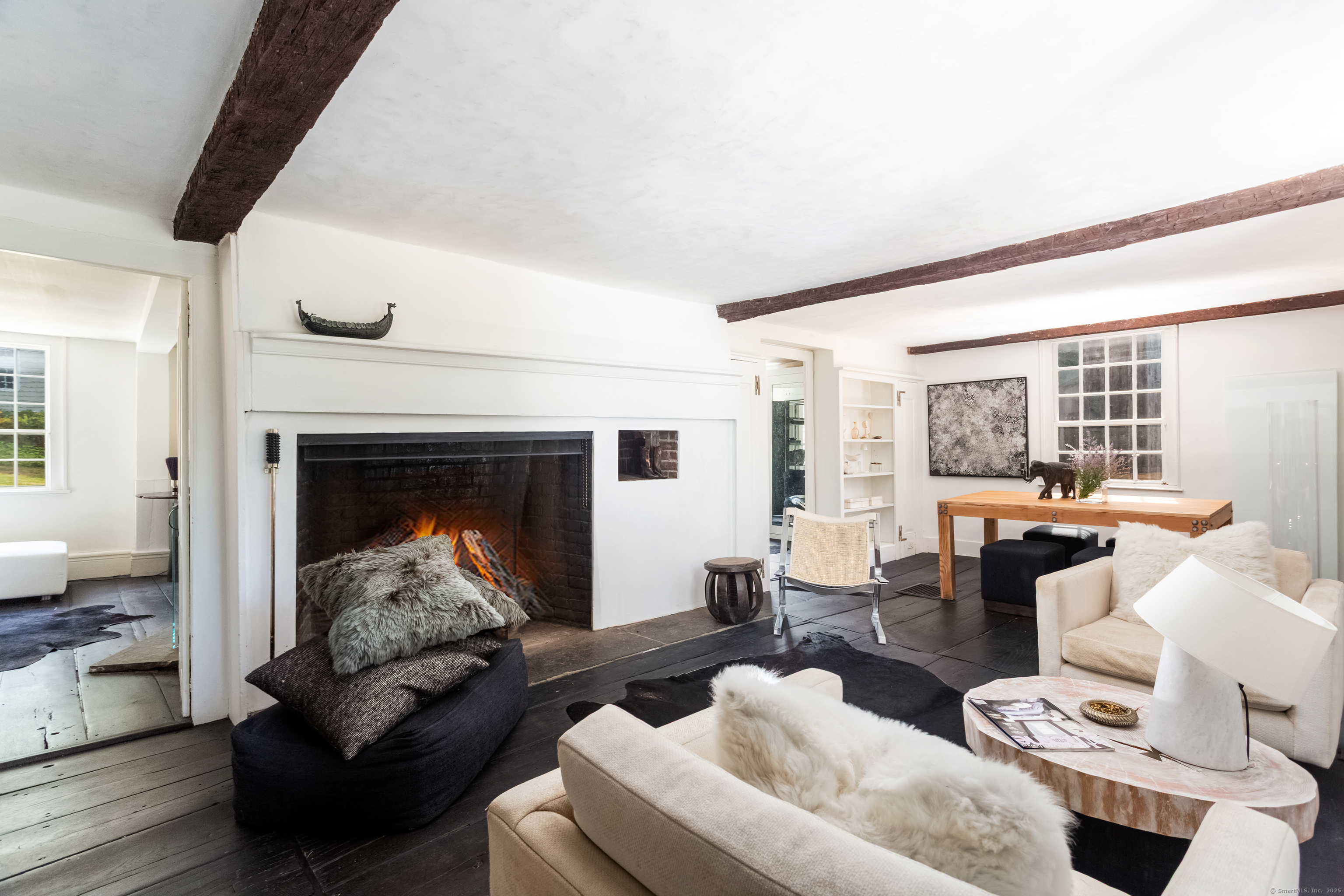 Fairfield, Connecticut 06890, United States, 2 Bedrooms Bedrooms, ,2 BathroomsBathrooms,Residential,Active,206227