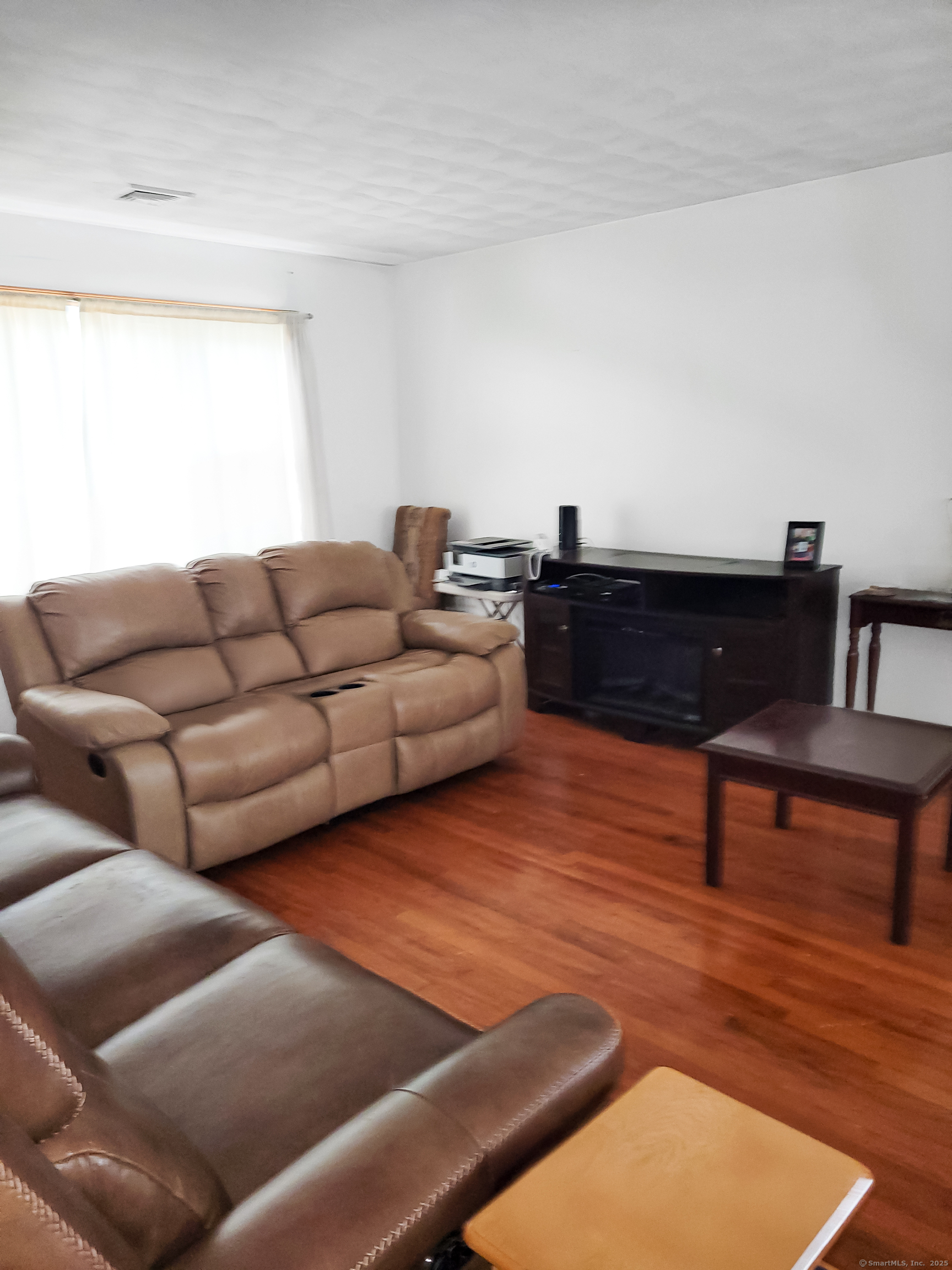 1 Armstrong Court, Norwalk, Connecticut image 9