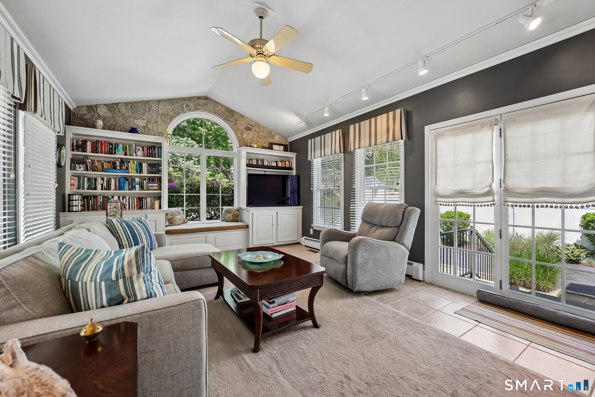 57 Wilbar Avenue