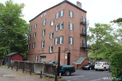 Photo of 488 Chapel Street #6, New Haven, CT 06511 (MLS # 24164102)