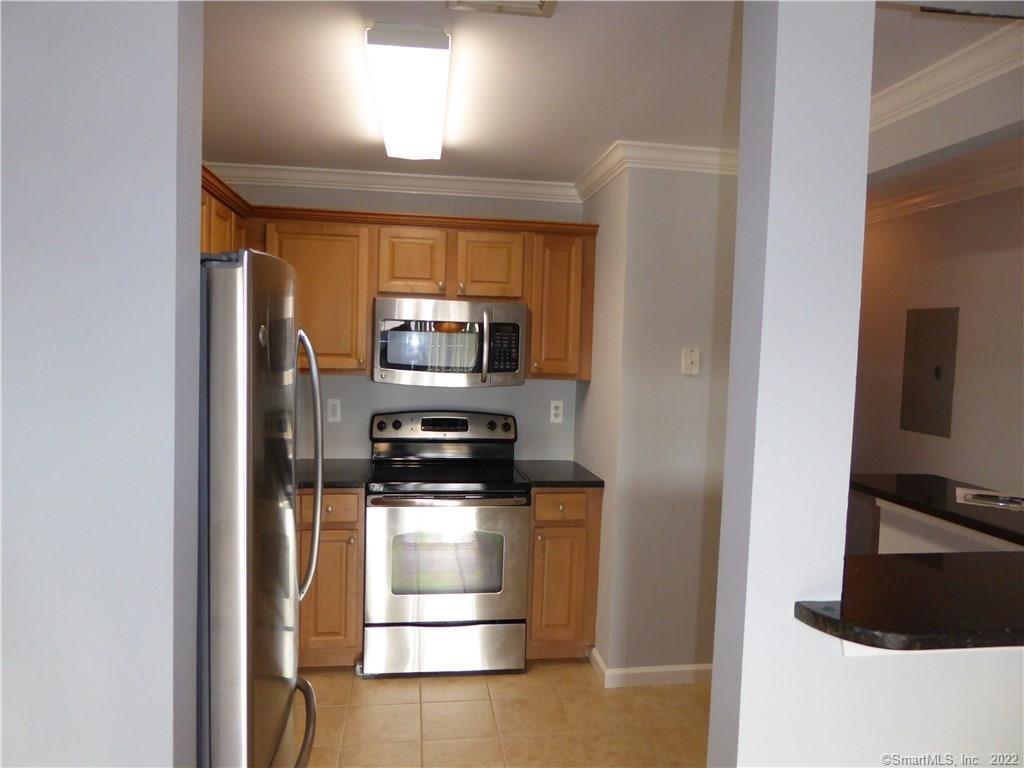 Photo 1 of 19 Isaacs Street 208, Norwalk, Connecticut, $1,895, Web #: 170026167