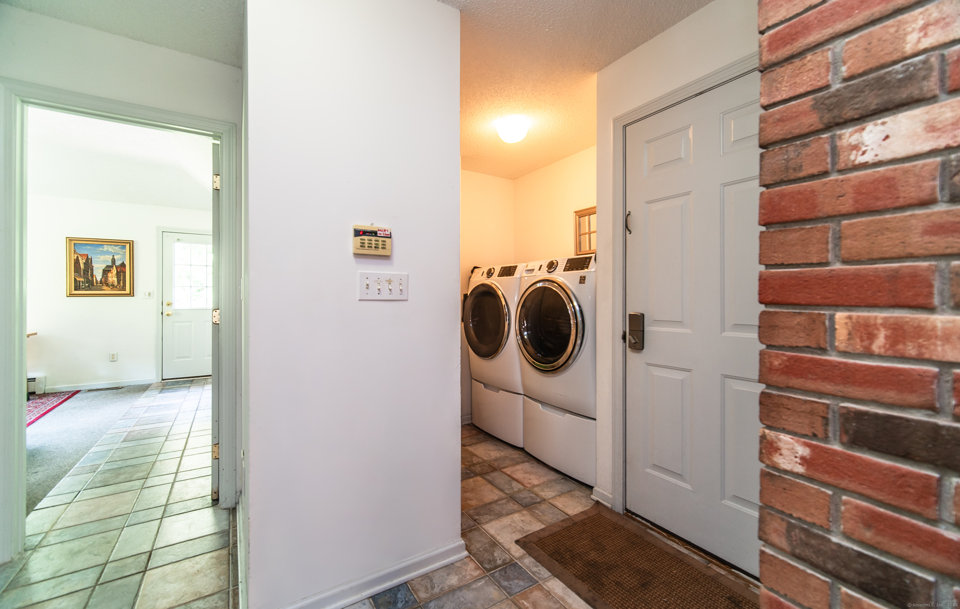175 Kings Highway, North Haven, Connecticut image 17