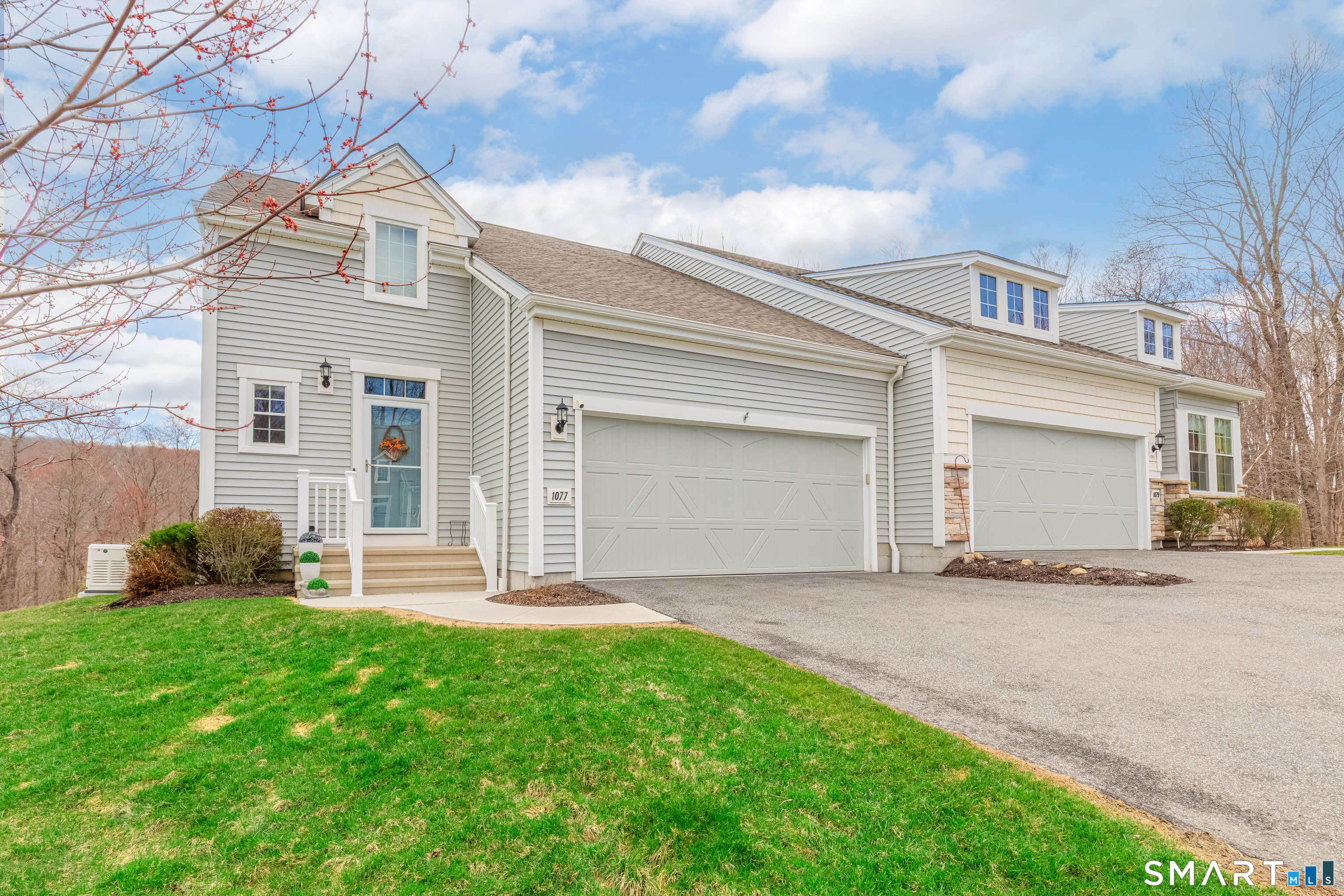 1077 Augusta Drive 1077