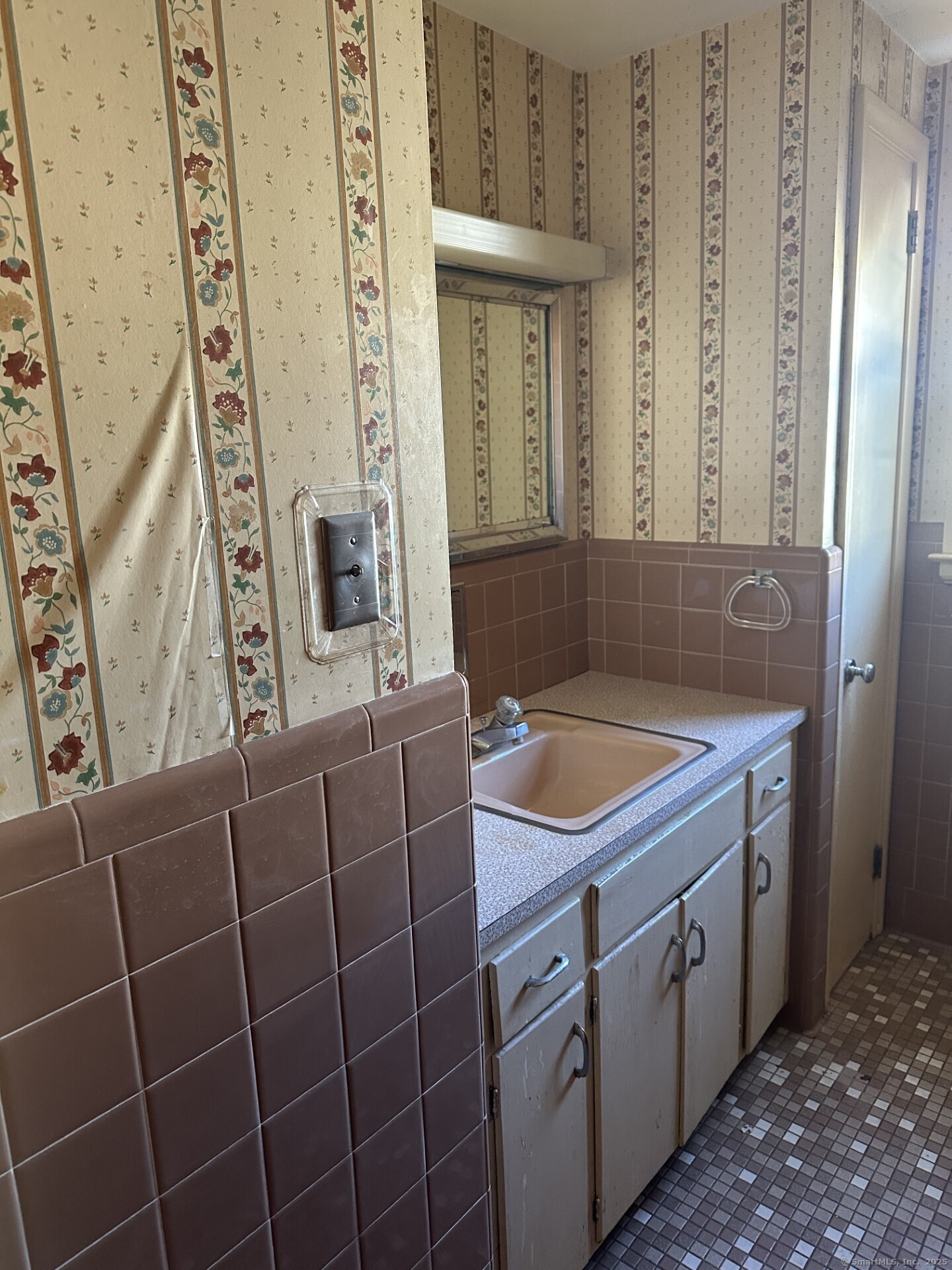 74 Farmington Avenue, Plainville, Connecticut image 19