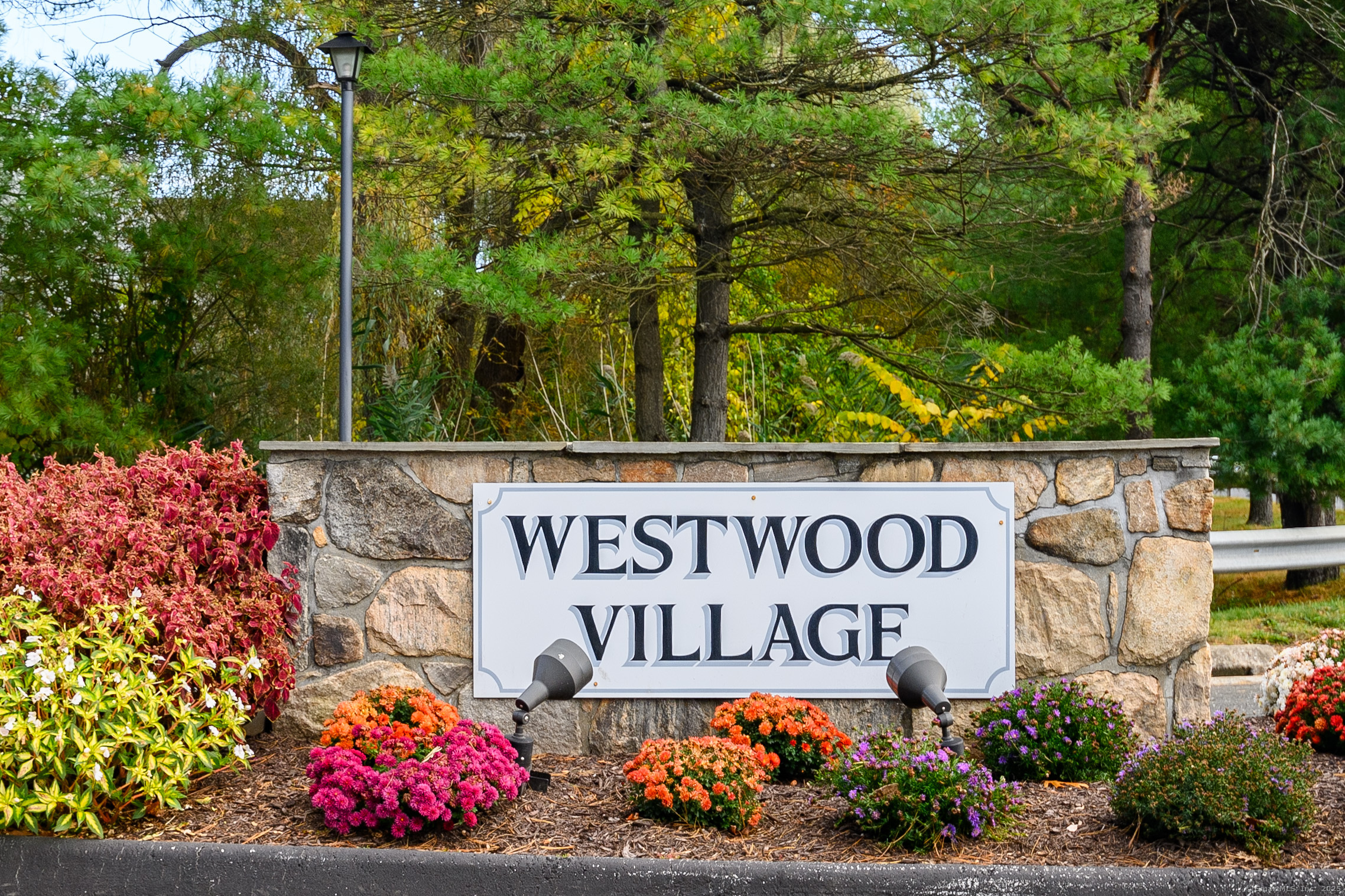 55 Mill Plain Road #34-14, Danbury, Connecticut image 1