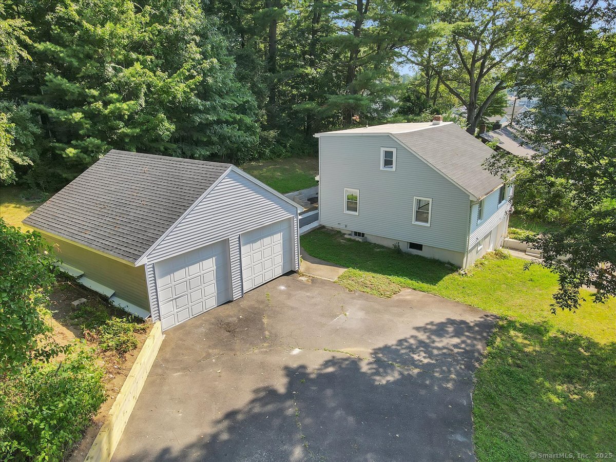 16 Strong Street