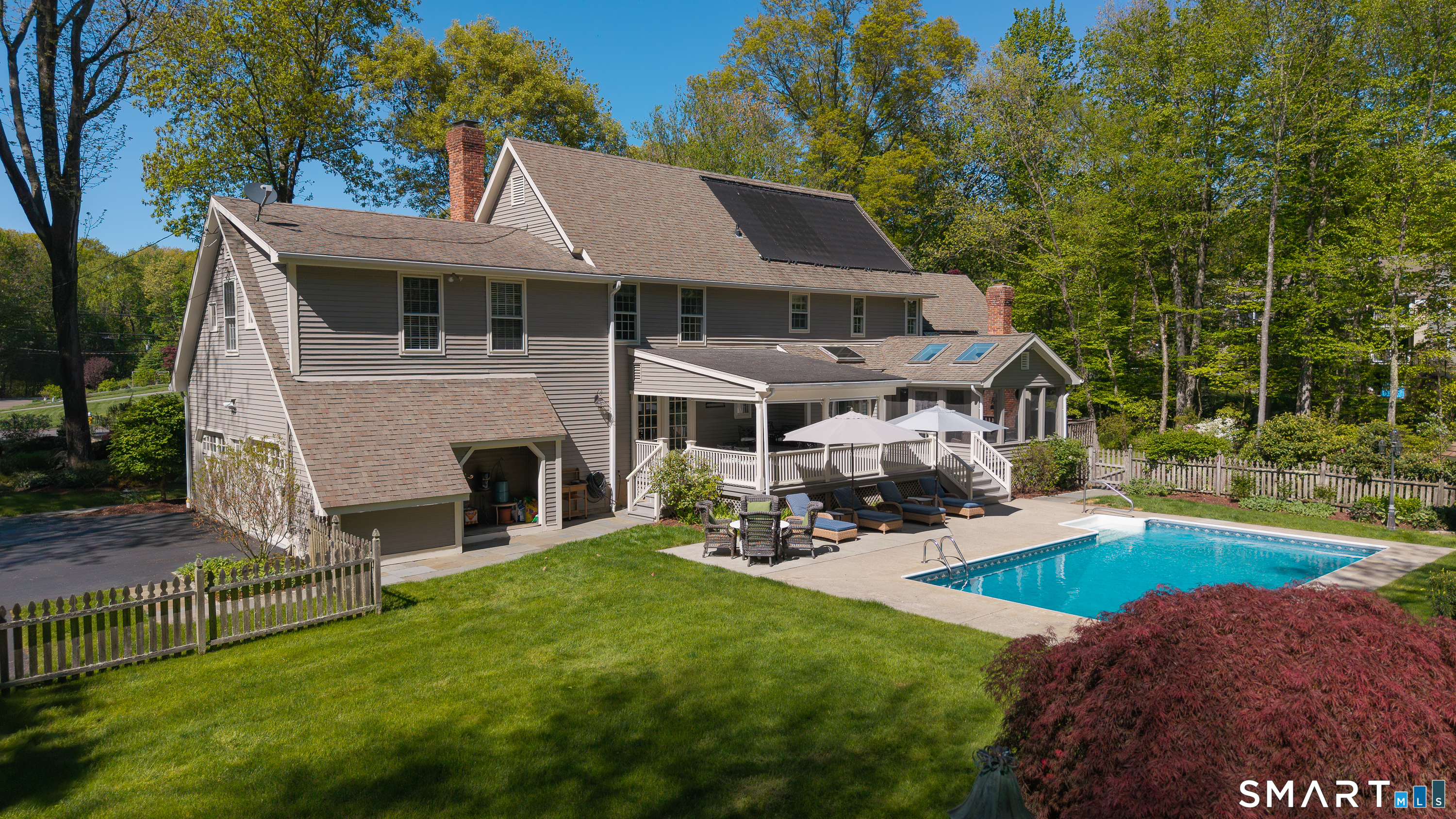 86 Blueberry Lane