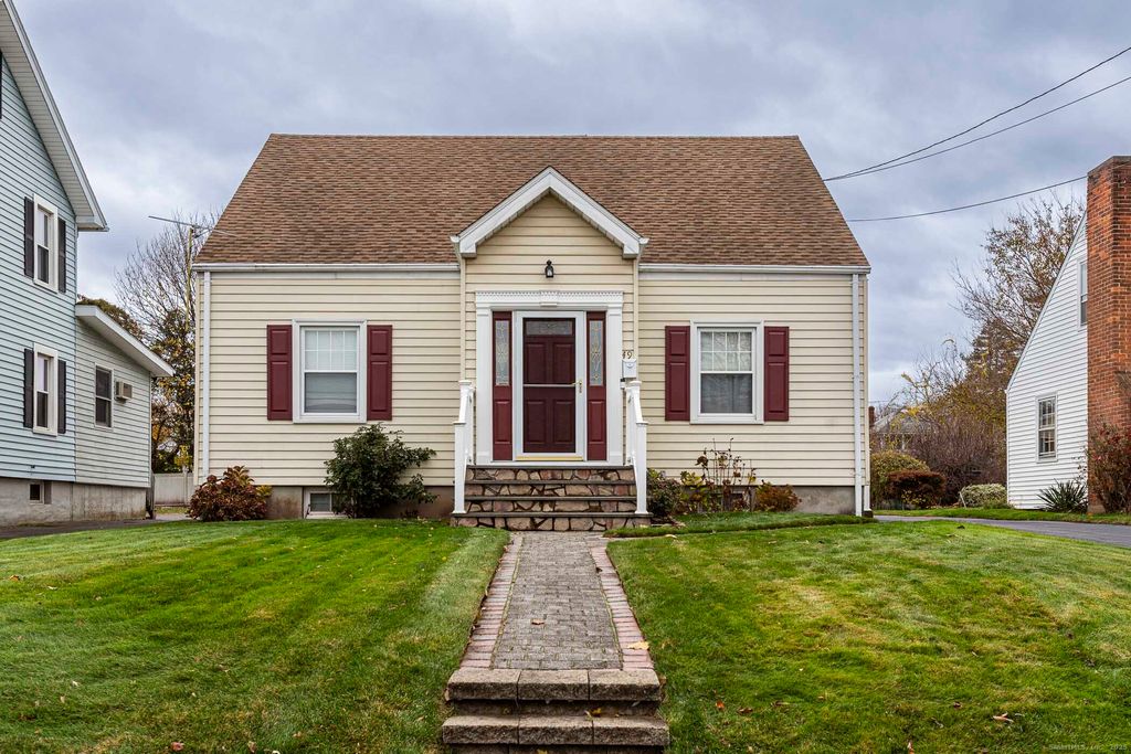 Photo of 49 Somerset Street, West Hartford, CT 06110 (MLS # 24141052)