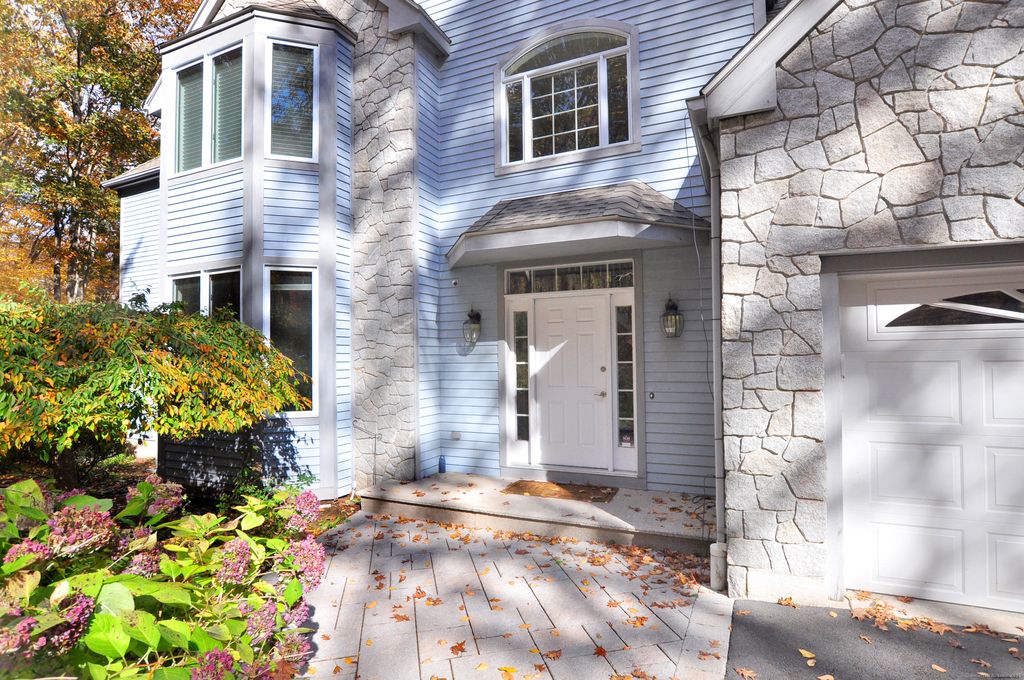 Photo of 45 Lookout Landing, Bolton, CT 06043 (MLS # 24135019)