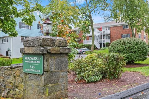 Tiny photo for 245 Unquowa Road #APT 129, Fairfield, CT 06824 (MLS # 24150213)