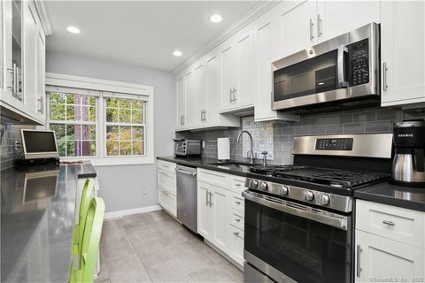 Tiny photo for 245 Unquowa Road #APT 129, Fairfield, CT 06824 (MLS # 24150213)