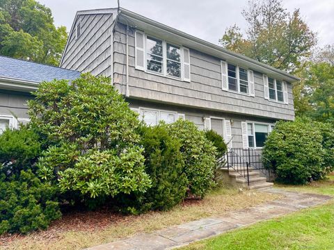 Tiny photo for 20 Clinton Street, Trumbull, CT 06611 (MLS # 24133618)