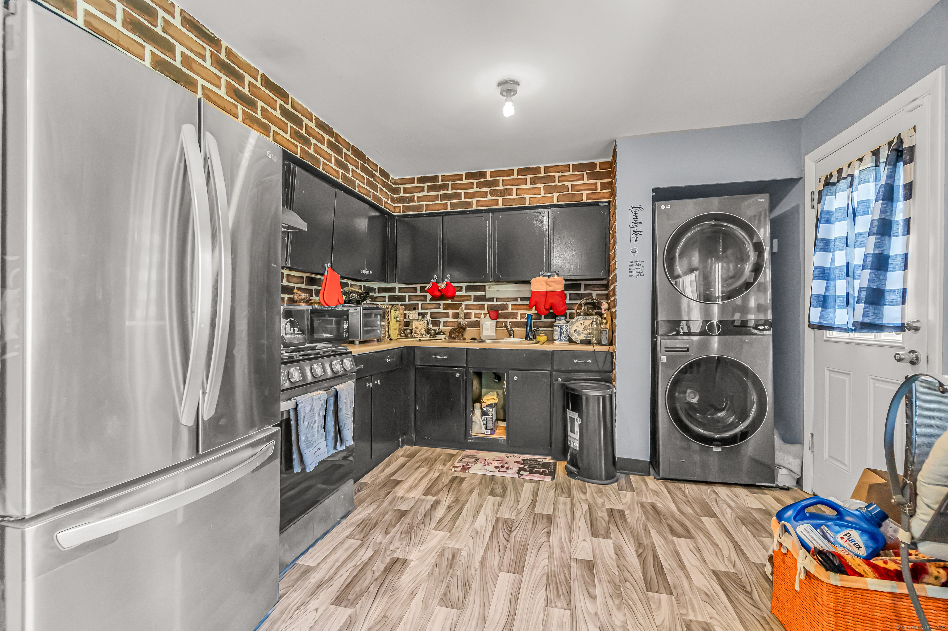 26 Karen Court #A, Bridgeport, Connecticut image 8