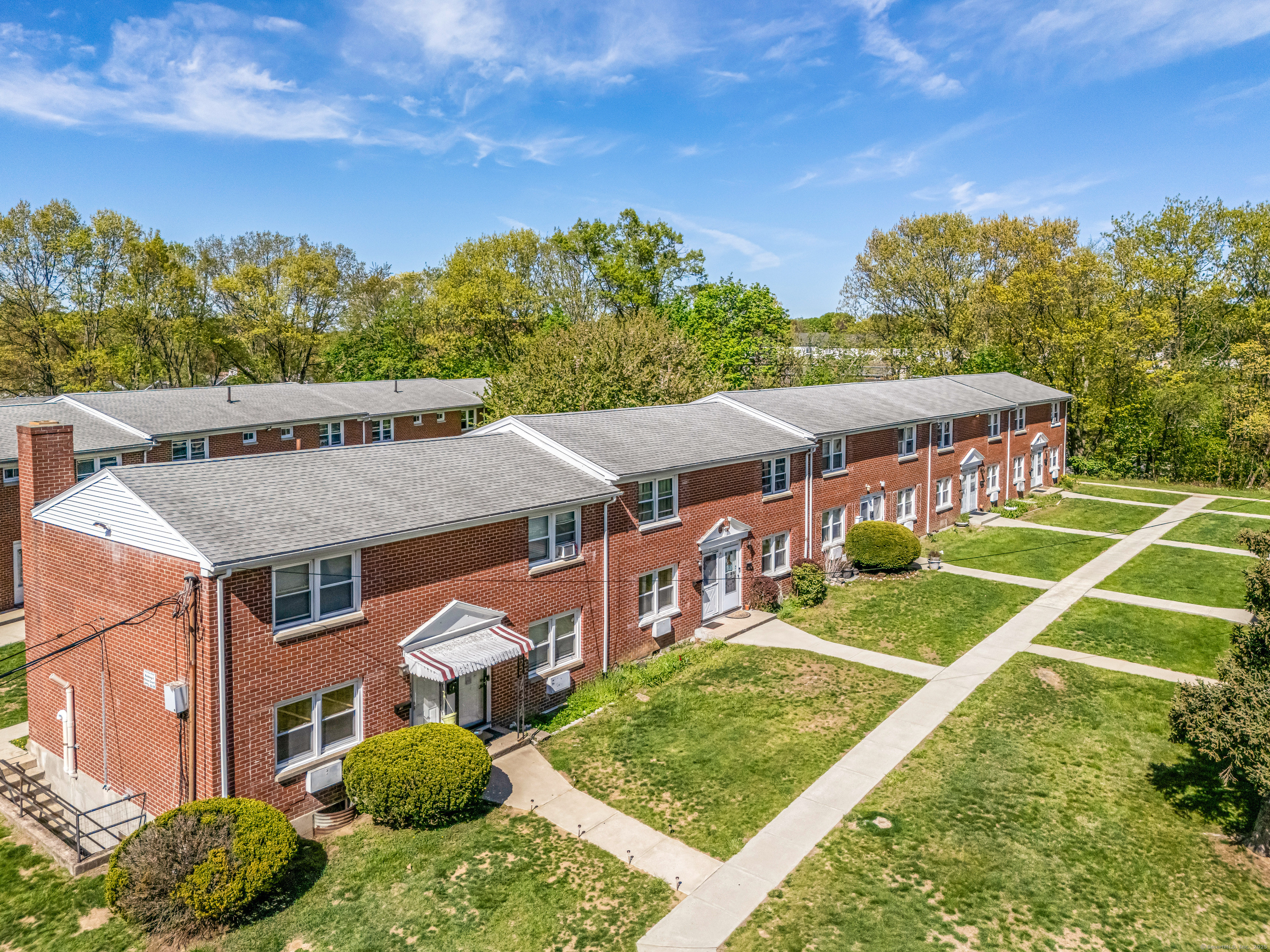 26 Karen Court #A, Bridgeport, Connecticut image 3