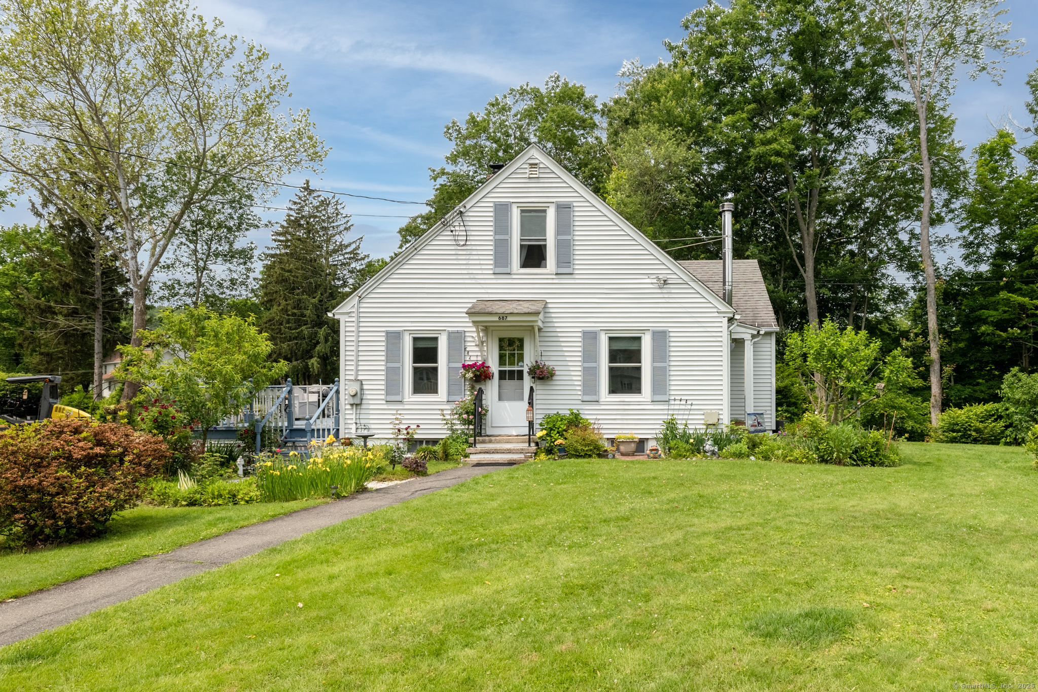 Property for Sale at Beacon Valley Road, Naugatuck, Connecticut - Bedrooms: 4 
Bathrooms: 2 
Rooms: 8  - $349,000