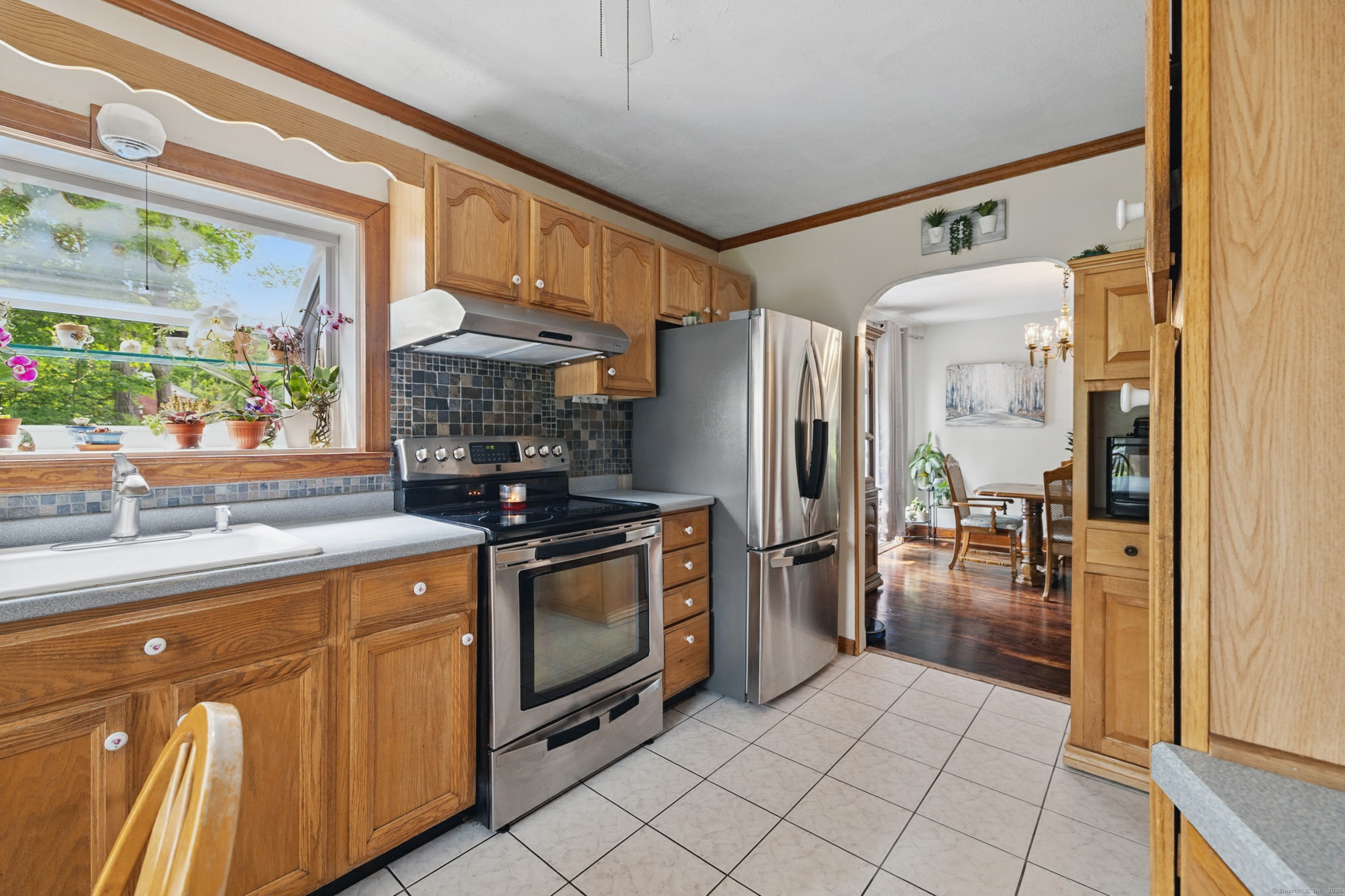 687 Beacon Valley Road, Naugatuck, Connecticut image 6