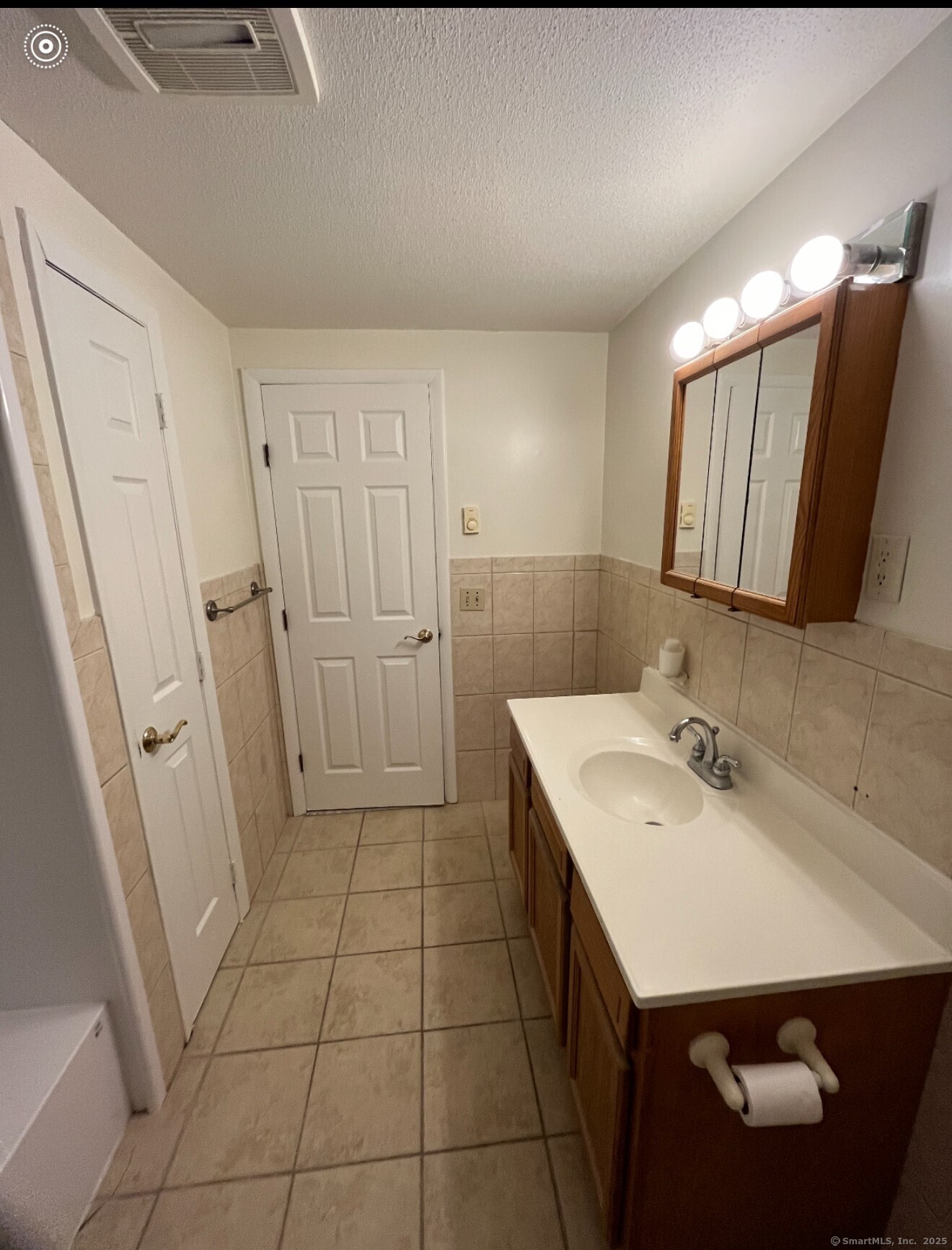188 Judith Lane, Waterbury, Connecticut image 16