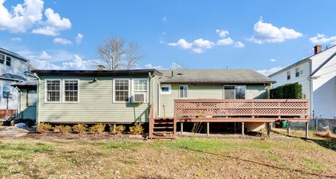 A home in Newington