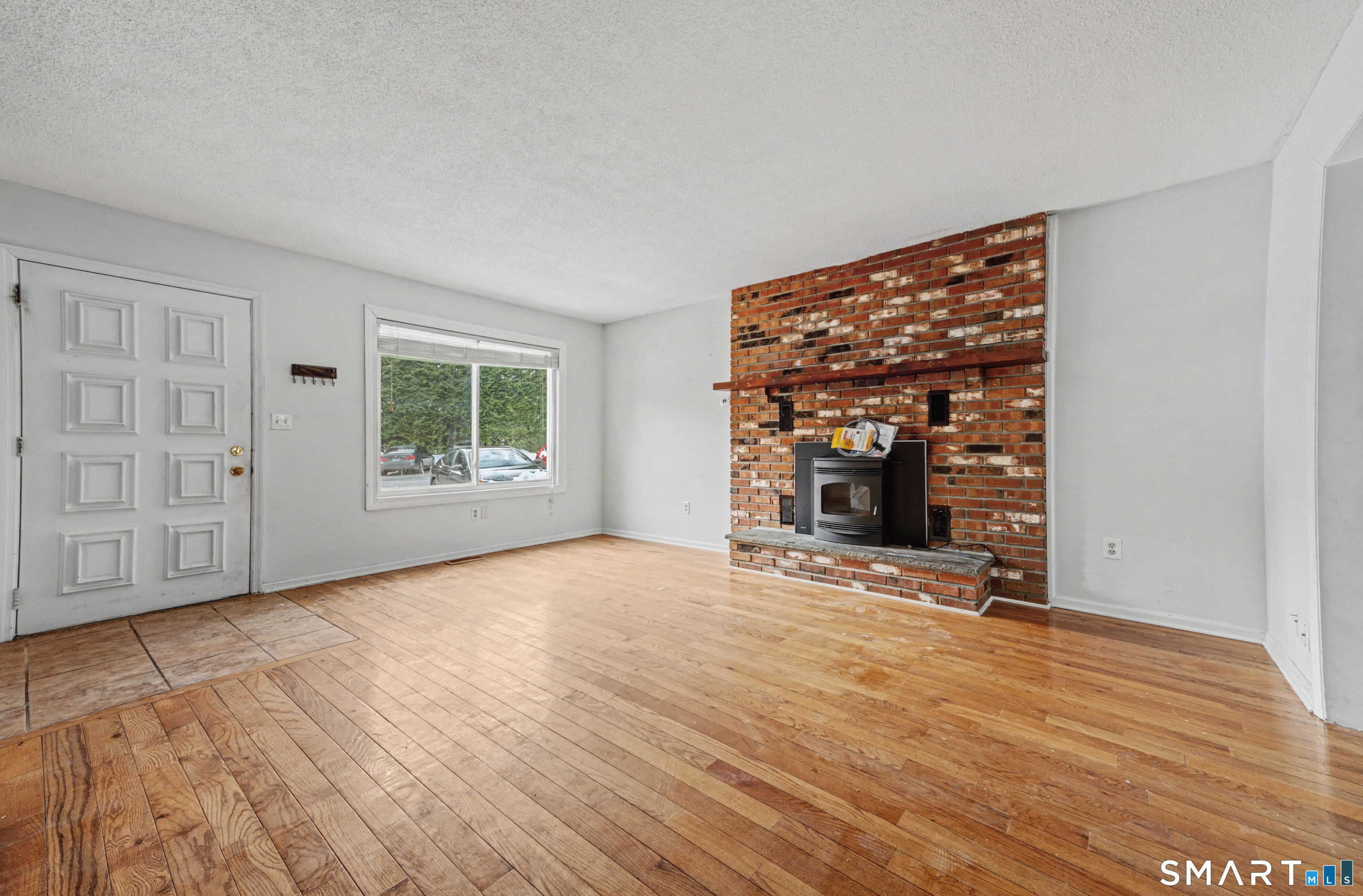 100 Ten Coat Lane 3A