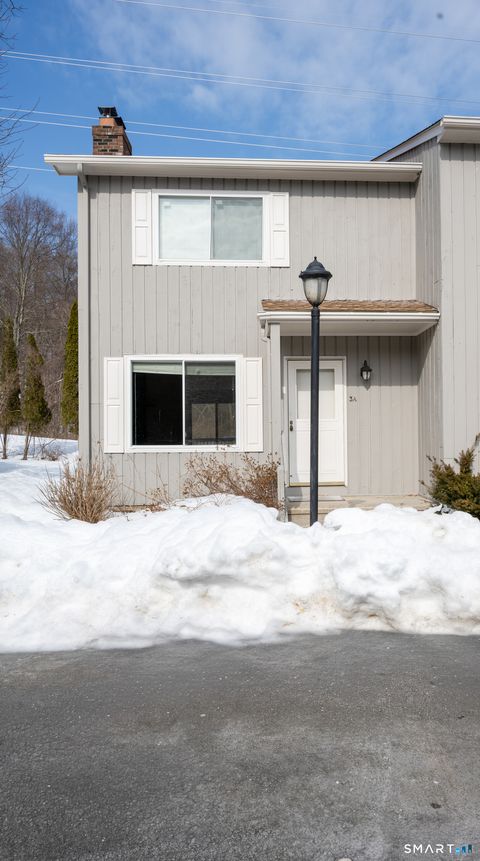 Condo For Sale - 100 Ten Coat Lane #3A<br/> Shelton, CT 06484