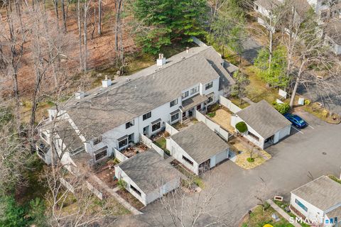 Tiny photo for 67 Farmington Chase Crescent #67, Farmington, CT 06032 (MLS # 24166323)