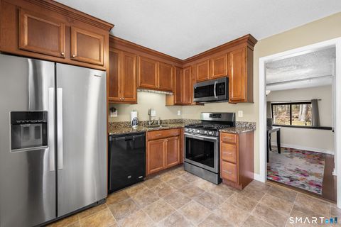 Tiny photo for 67 Farmington Chase Crescent #67, Farmington, CT 06032 (MLS # 24166323)