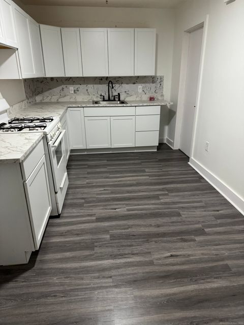 MLS: 24086295