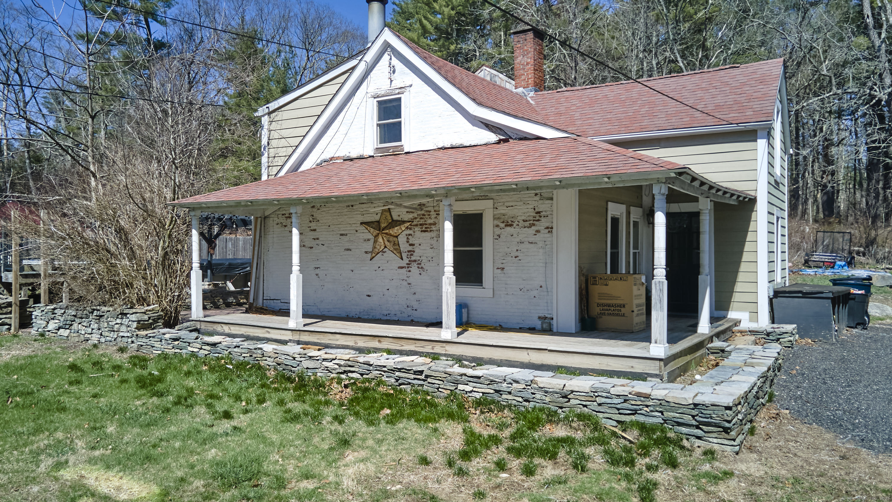 3 Woodstock Avenue, Putnam, Connecticut image 2