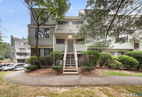 Tiny photo for 3 Oakwood Avenue #B3, Norwalk, CT 06850 (MLS # 24194345)