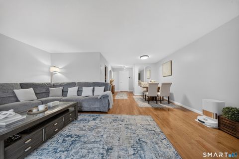 Tiny photo for 3 Oakwood Avenue #B3, Norwalk, CT 06850 (MLS # 24194345)