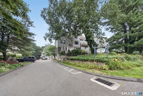Tiny photo for 3 Oakwood Avenue #B3, Norwalk, CT 06850 (MLS # 24194345)