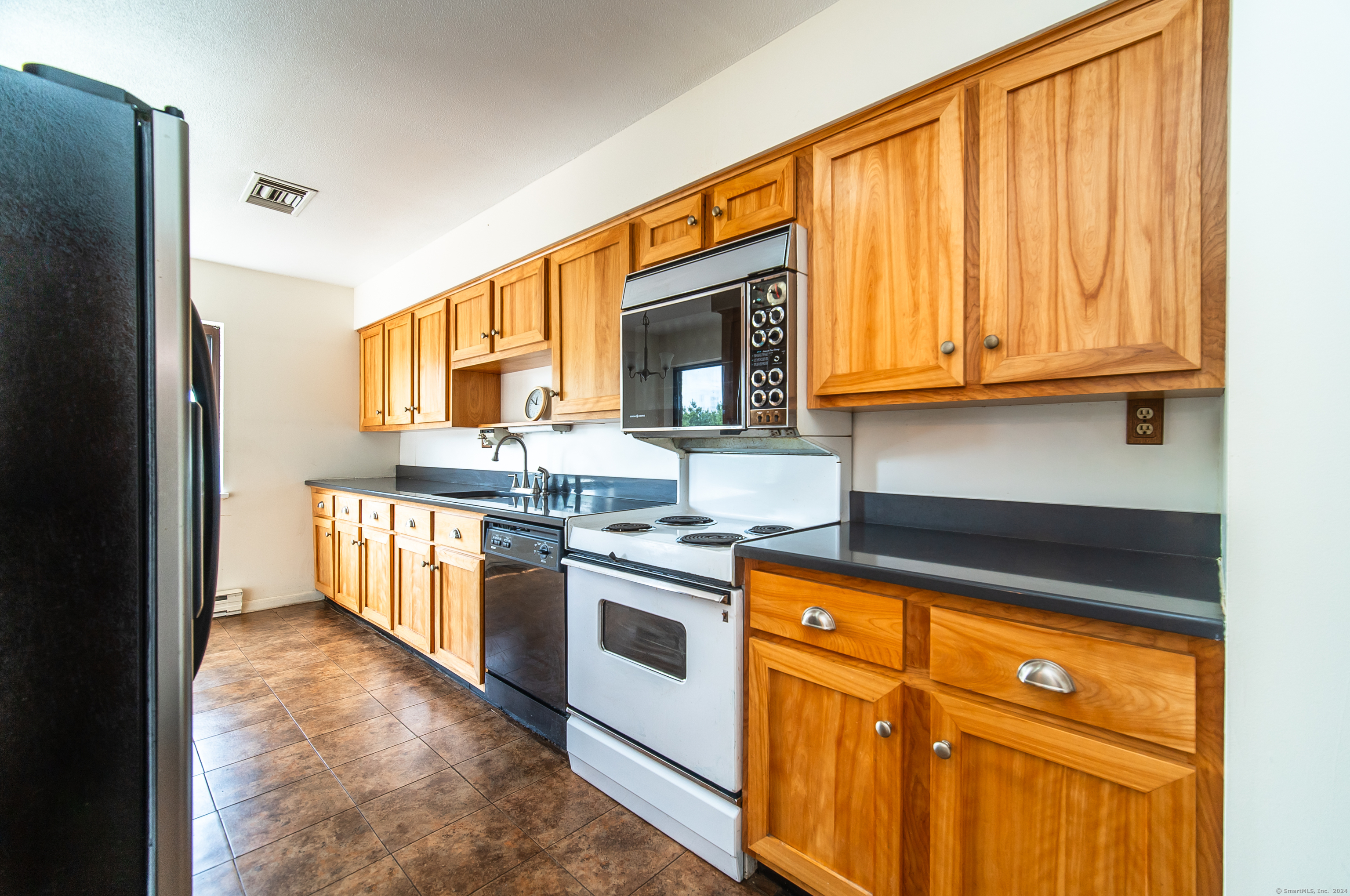 3200 Park Avenue #4E1, Bridgeport, Connecticut image 19