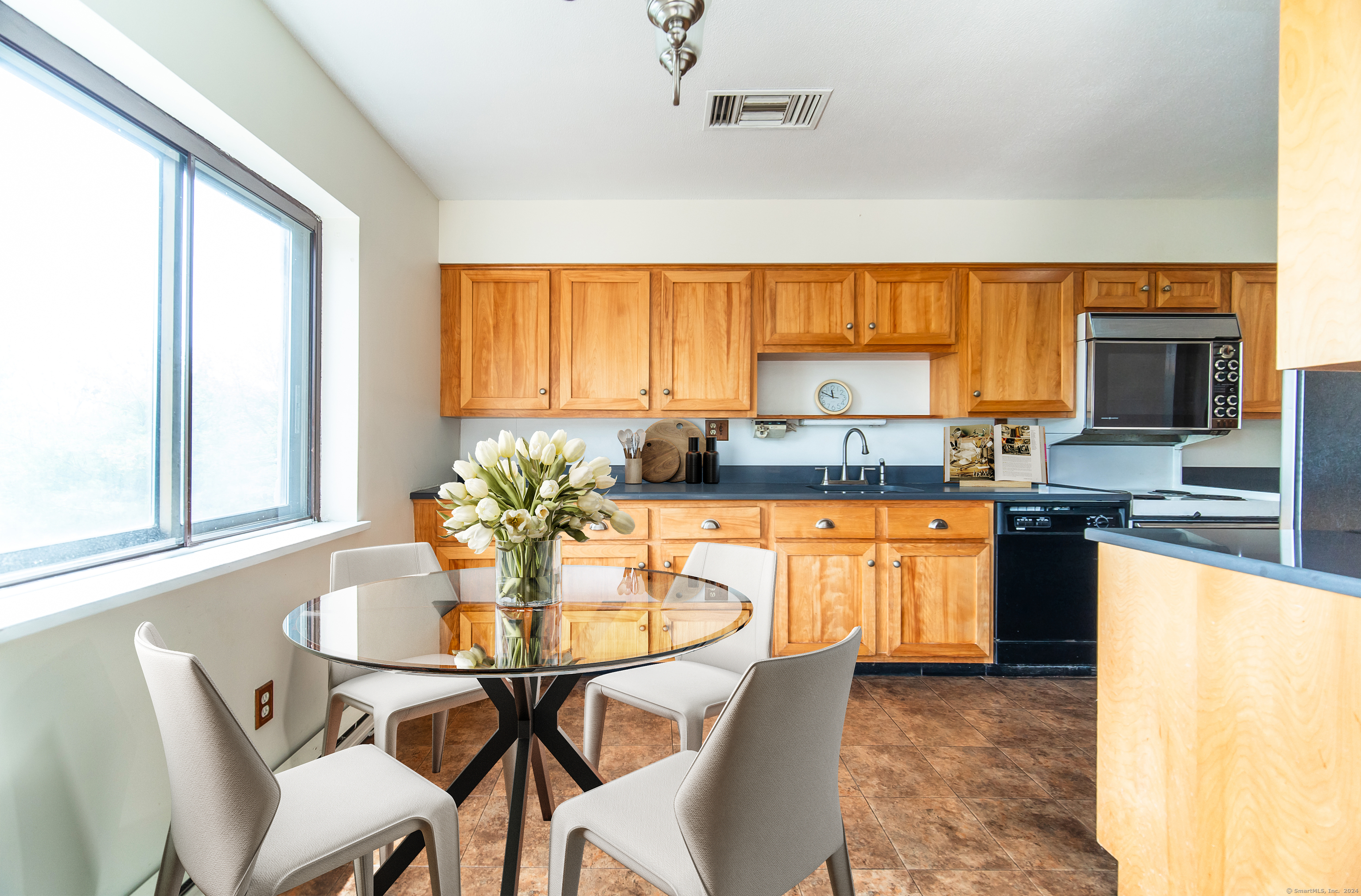 3200 Park Avenue #4E1, Bridgeport, Connecticut image 9