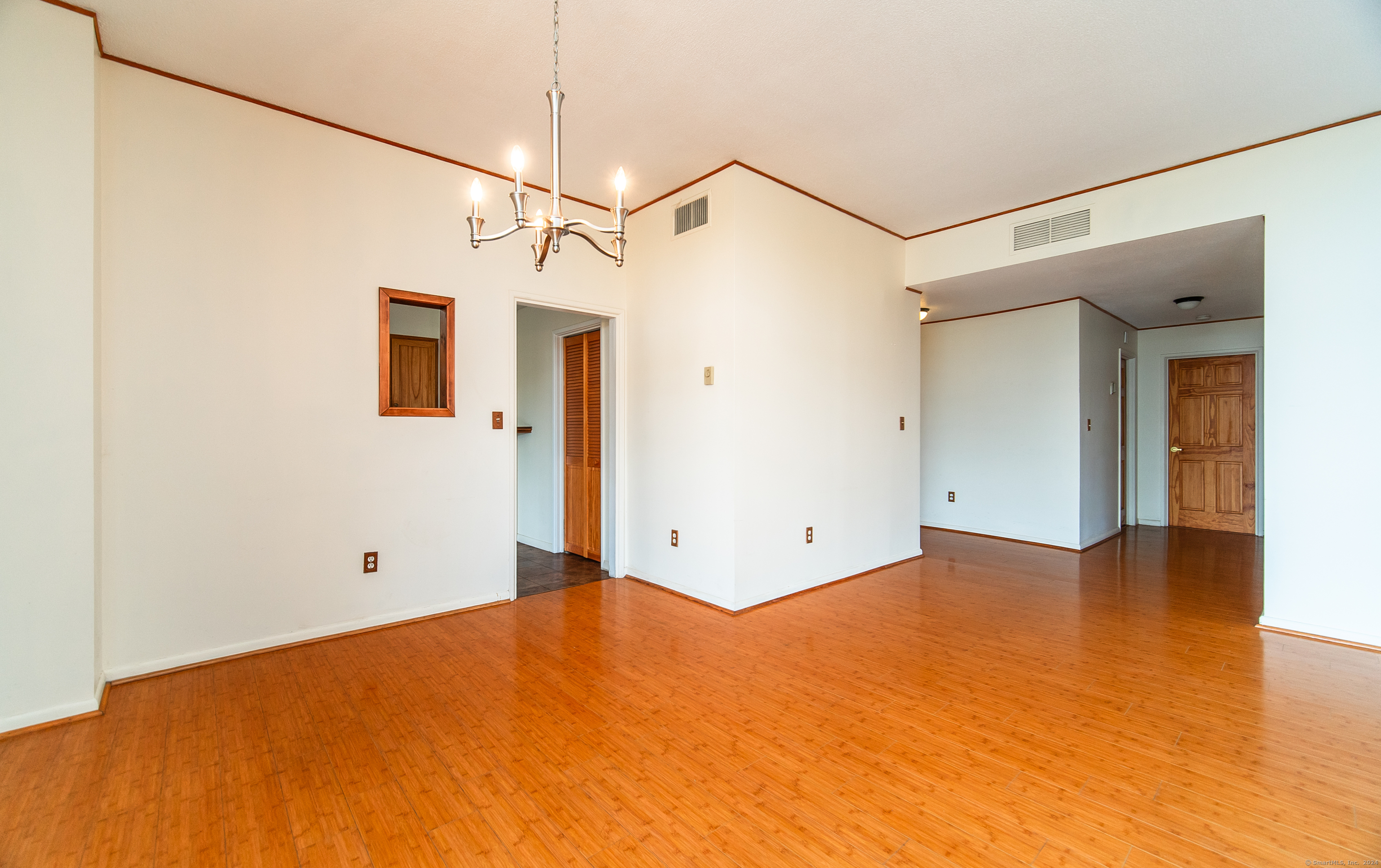 3200 Park Avenue #4E1, Bridgeport, Connecticut image 16