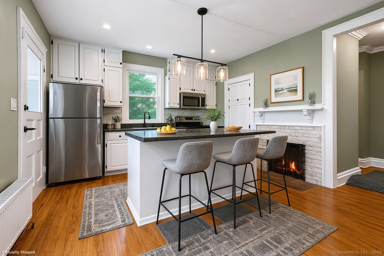 418 Washington Street