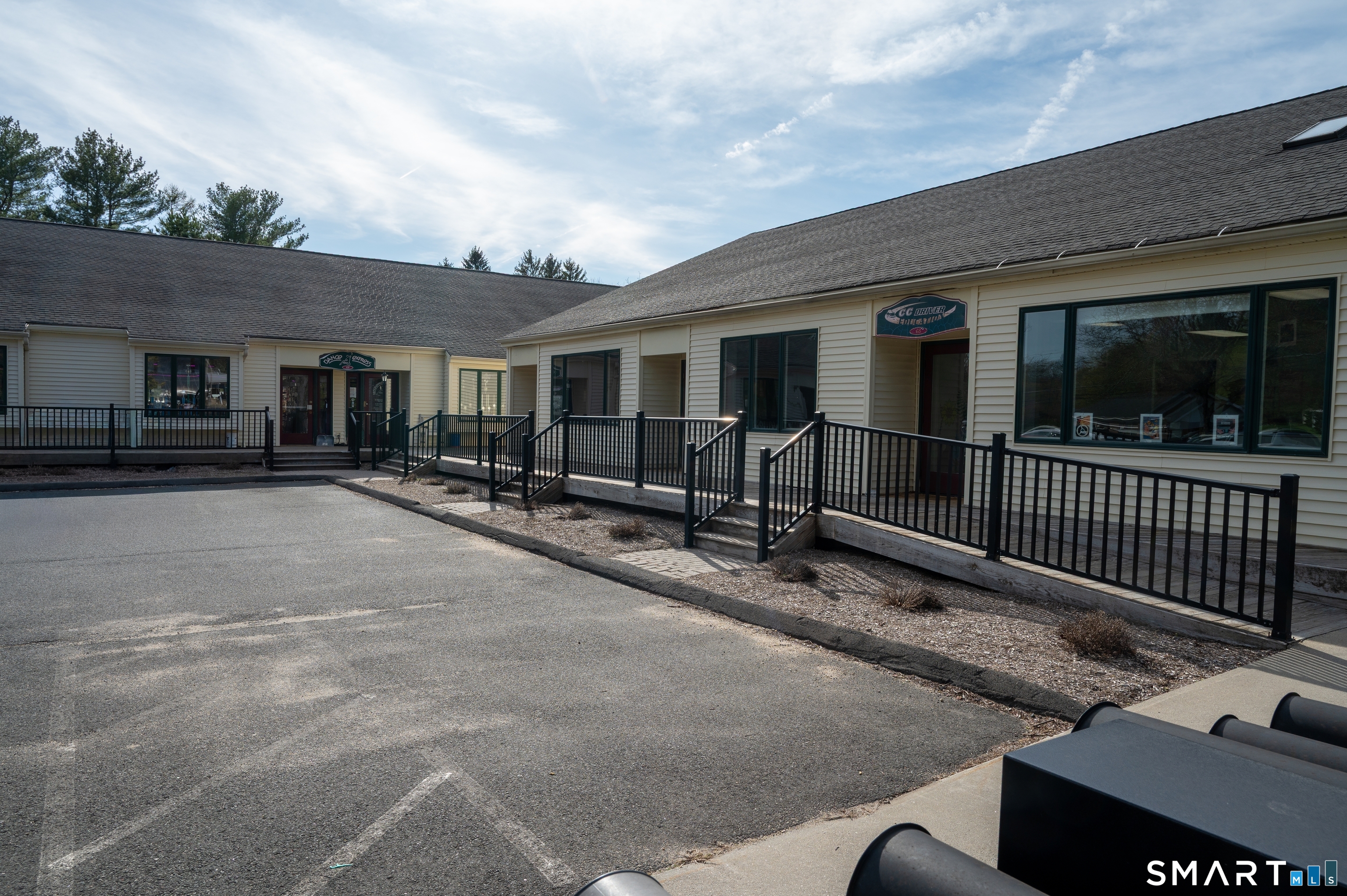 68 Hartford Turnpike 8 and 9