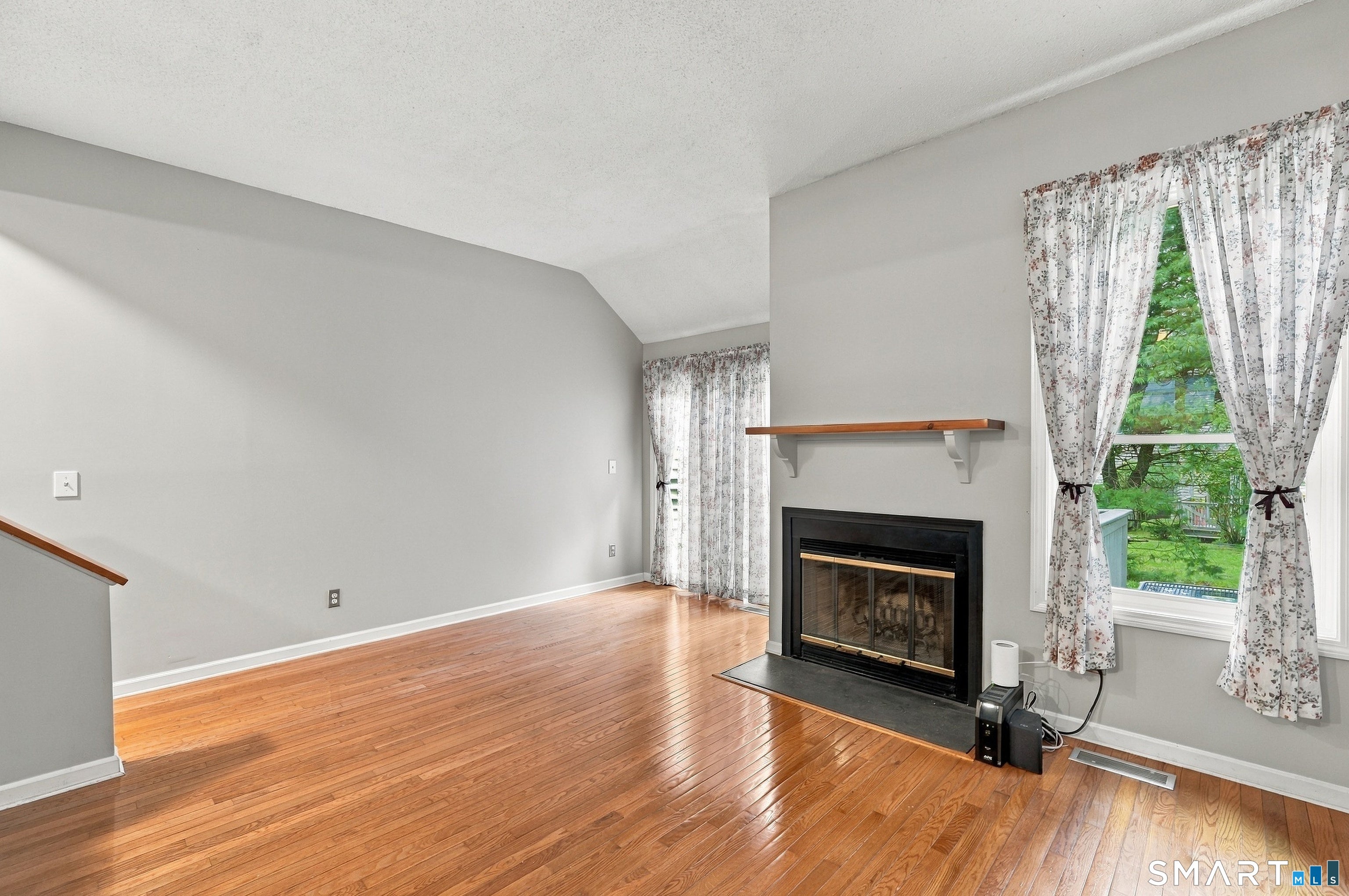 86 Metacomet Drive 86