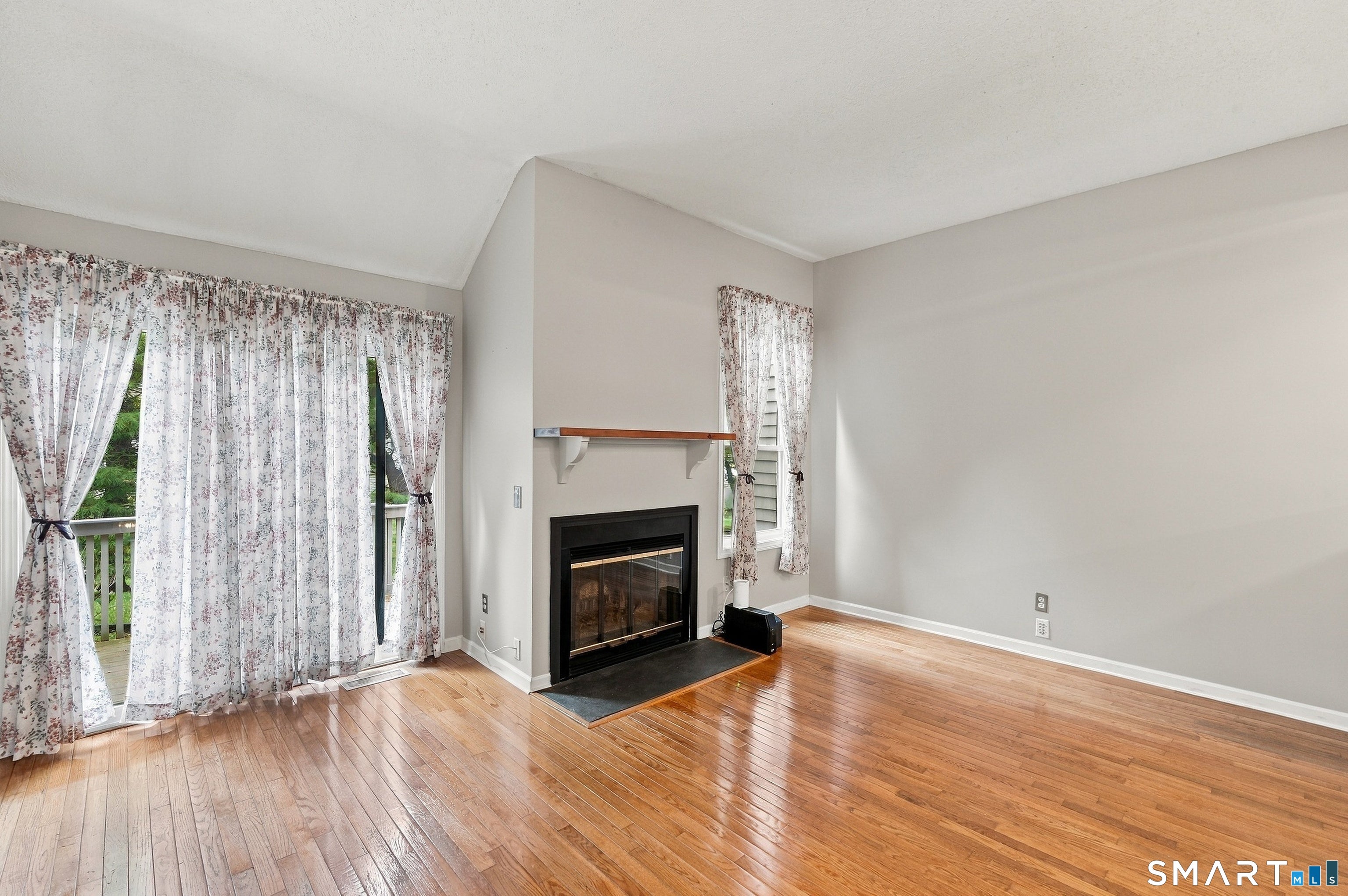 86 Metacomet Drive 86