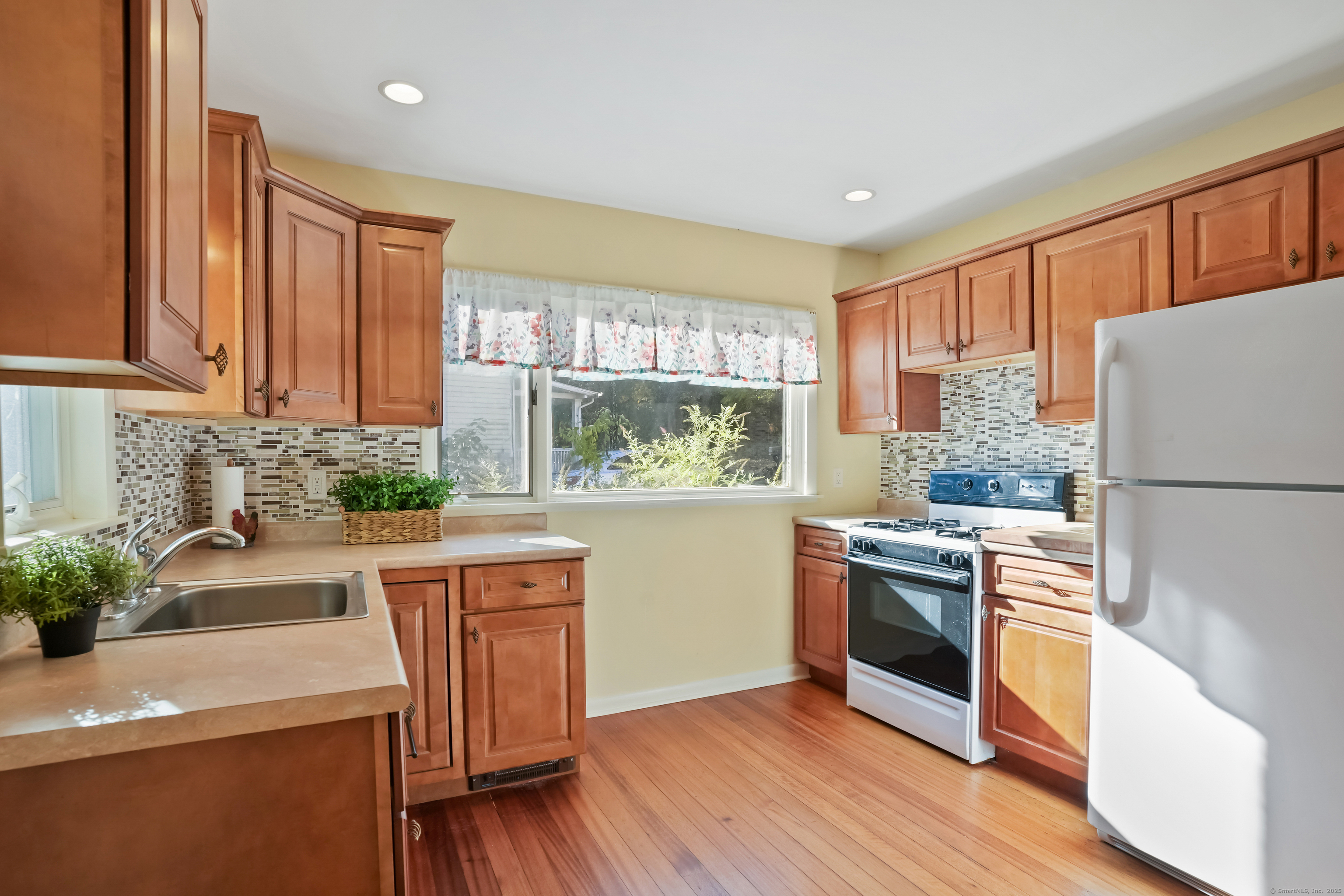 12 Mountainville Road